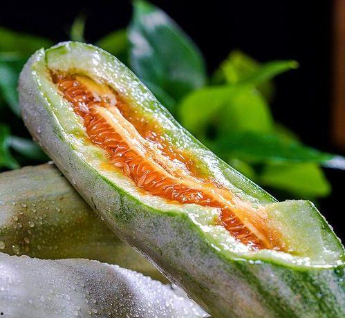 来事吃羊角瓜,跟随来事探寻独特风味